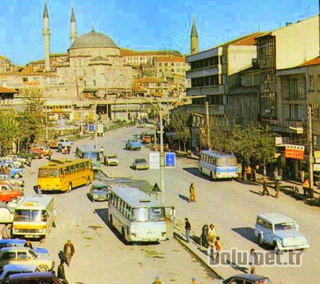 Eski İzzet Baysal Caddesi